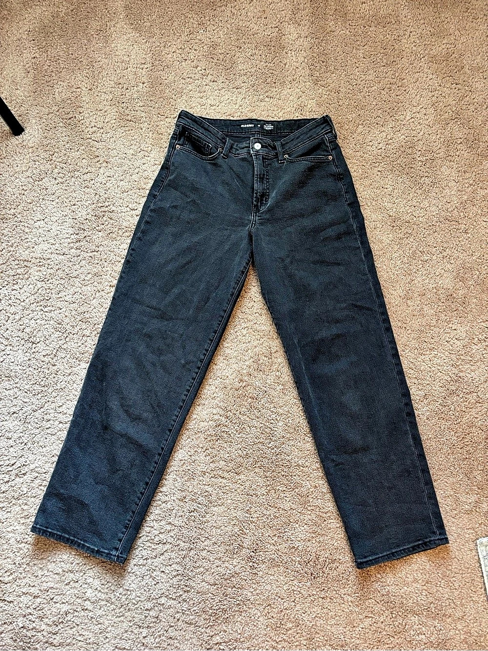 Old Navy Extra High-Waisted Wide-Leg Jeans in Black